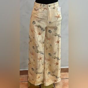 Beige Seashell Print Wide-Leg Women’s Jeans